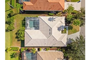 6882 TAILFEATHER WAY, BRADENTON, FL 34203 - MLS#MFRTB8451363