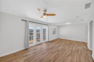 4872 BEACH DRIVE, ST PETERSBURG, FL 33705 - MLS#MFRTB8451376