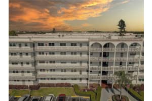 5501 80th St N #406, ST PETERSBURG