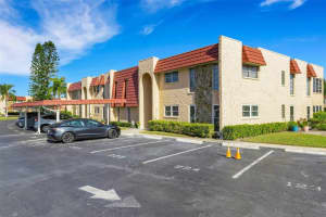 122 Buttonwood Cir #122, SEMINOLE 122 Buttonwood Cir #122, SEMINOLE