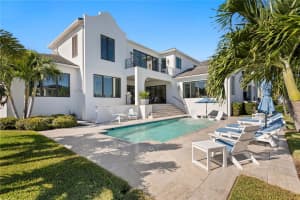 1934 HAWAII AVENUE, ST PETERSBURG, FL 33703 - MLS#MFRTB8451547