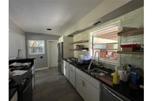 412 LAKE SUMMIT DRIVE, WINTER HAVEN, FL 33884 - MLS#MFRTB8451562