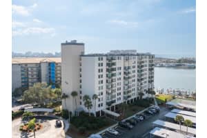 660 ISLAND WAY, CLEARWATER BEACH, FL 33767 - MLS#MFRTB8451583