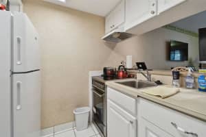 36750 US HIGHWAY 19 N #9-208, PALM HARBOR, FL 34684 - MLS#MFRTB8451687