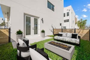 307 15TH STREET, ST PETERSBURG, FL 33705 - MLS#MFRTB8451688