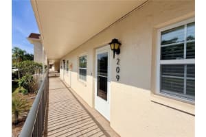 851 MAPLE COURT, DUNEDIN, FL 34698 - MLS#MFRTB8451693