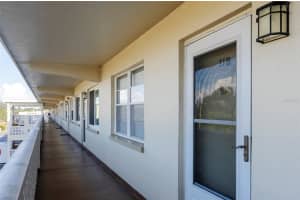 8101 11TH STREET, ST PETERSBURG, FL 33702 - MLS#MFRTB8451726