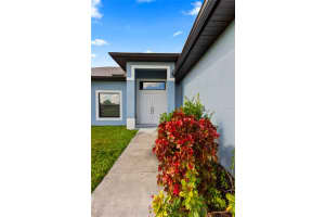 2953 EVERGLADES BOULEVARD, NAPLES, FL 34120 - MLS#MFRTB8451765