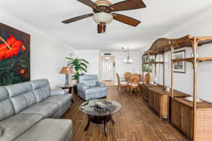 5108 BRITTANY DRIVE, ST PETERSBURG, FL 33715 - MLS#MFRTB8451827