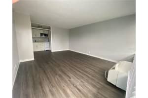 515 BON AIR STREET, LAKELAND, FL 33805 - MLS#MFRTB8451856