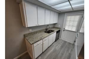 2501 RENATTA DRIVE, BELLEAIR BLUFFS, FL 33770 - MLS#MFRTB8451866