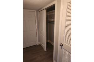 8370 13TH STREET, ST PETERSBURG, FL 33702 - MLS#MFRTB8451868