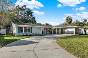 10524 ORANGE GROVE DRIVE, TAMPA, FL 33618 - MLS#MFRTB8452060