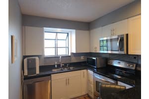 5451 SWEETWATER TERRACE CIRCLE, TAMPA, FL 33634 - MLS#MFRTB8452121