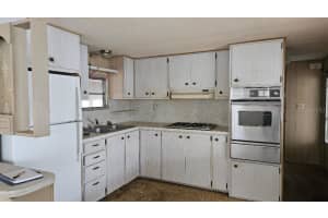 8300 SEMINOLE BOULEVARD, SEMINOLE, FL 33772 - MLS#MFRTB8452227