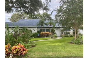 2010 7th Pl Sw, LARGO 2010 7th Pl Sw, LARGO