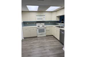 14839 SEMINOLE TRAIL, SEMINOLE, FL 33776 - MLS#MFRTB8452279