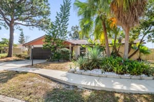 9582 103RD AVENUE, SEMINOLE, FL 33777 - MLS#MFRTB8452288