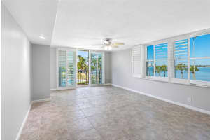 100 OAKMONT LANE, BELLEAIR, FL 33756 - MLS#MFRTB8452325