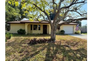 161 Dragon Rd, VENICE 161 Dragon Rd, VENICE