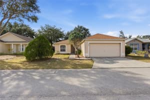 50989 HIGHWAY 27 #384, DAVENPORT, FL 33897 - MLS#MFRTB8452434