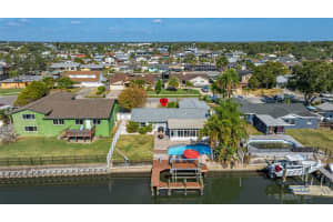 8462 FLAGSTONE DRIVE, TAMPA, FL 33615 - MLS#MFRTB8452454