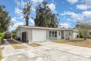MLS# MFRTB8452484, Bradenton, Florida 34207