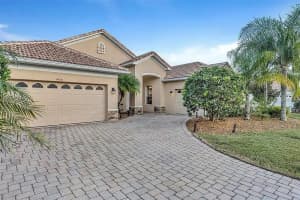 3535 Somerset Cir, KISSIMMEE
