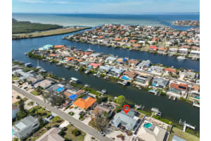 909 BIRDIE WAY, APOLLO BEACH, FL 33572 - MLS#MFRTB8452569