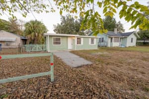 8623 WILLOW AVENUE, TAMPA, FL 33604 - MLS#MFRTB8452577