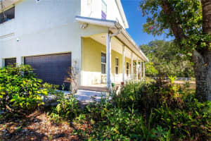 403 INDIAN MEADOW COURT, WIMAUMA, FL 33598 - MLS#MFRTB8452604