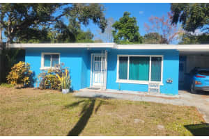 736 San Christopher Dr, DUNEDIN