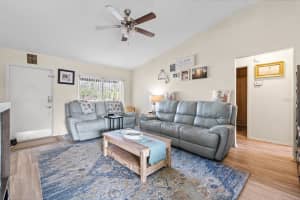 9979 88TH WAY, SEMINOLE, FL 33777 - MLS#MFRTB8452685