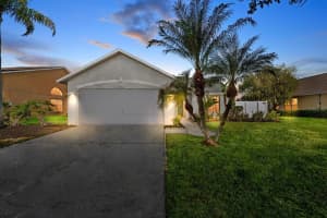 31847 GRAND RESERVE PLACE, WESLEY CHAPEL, FL 33545 - MLS#MFRTB8452752