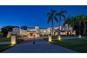 320 PARK STREET, ST PETERSBURG, FL 33707 - MLS#MFRTB8452774