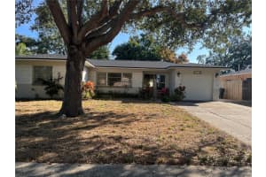 1637 San Roy Dr, DUNEDIN 1637 San Roy Dr, DUNEDIN
