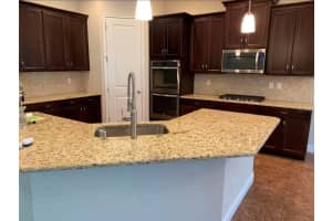 4016 W Bay To Bay Blvd Tampa, FL 33629 - Off Market