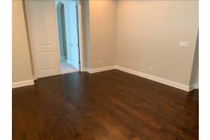 4016 W Bay To Bay Blvd Tampa, FL 33629 - Off Market