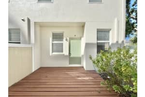 724 4TH AVENUE, ST PETERSBURG, FL 33701 - MLS#MFRTB8453216