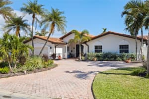 7827 9TH AVENUE, ST PETERSBURG, FL 33707 - MLS#MFRTB8453353