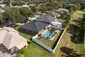 2712 ABBEY GROVE DRIVE, VALRICO, FL 33594 - MLS#MFRTB8453373