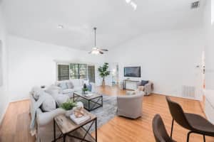 842 AMELIA COURT, ST PETERSBURG, FL 33702 - MLS#MFRTB8453447