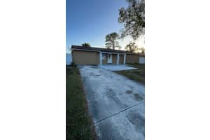 7914 WOODGROVE CIRCLE, TAMPA, FL 33615 - MLS#MFRTB8453518