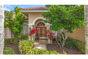 2387 HILLCREEK CIRCLE, CLEARWATER, FL 33759 - MLS#MFRTB8453520