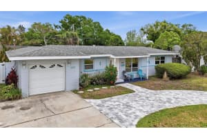 6725 17th Ln N, ST PETERSBURG