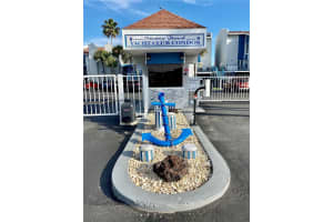 165 Medallion Blvd #c, MADEIRA BEACH