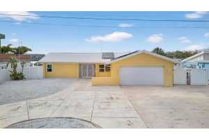 1421 SEA GULL DRIVE, ST PETERSBURG, FL 33707 - MLS#MFRTB8453724