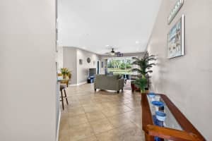 15652 AURORA LAKE CIRCLE, WIMAUMA, FL 33598 - MLS#MFRTB8453766