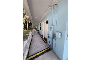 3715 VALLEY TREE DRIVE, TAMPA, FL 33610 - MLS#MFRTB8453789