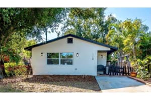 1720 34th Ave N, ST PETERSBURG